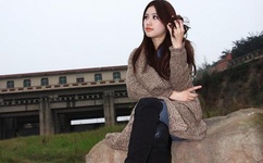 女生说疼男生越往里寨的照片